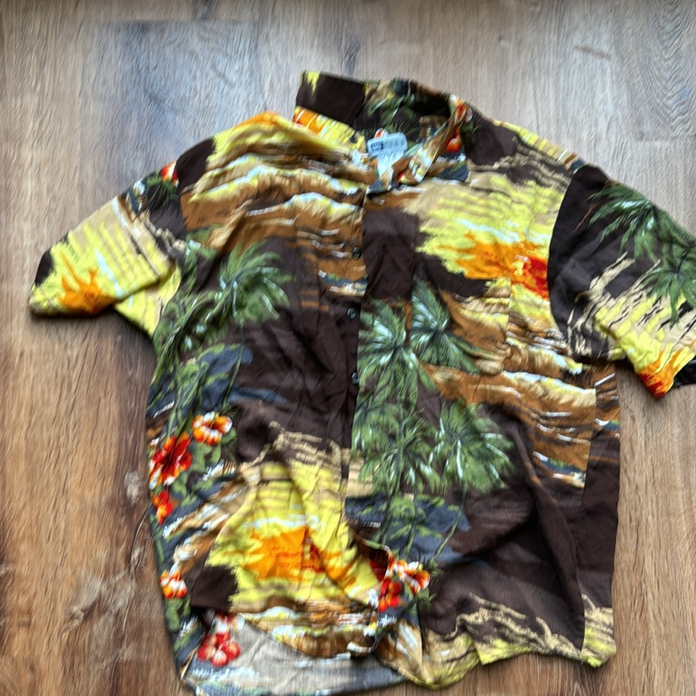 Men’s Hawaiian shirt large